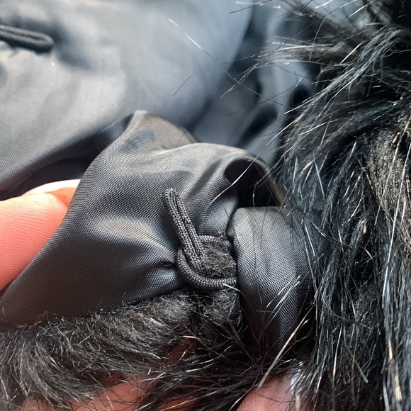 H&M fur vest - Picture 5 of 8